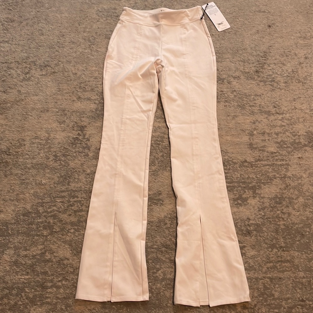 Alo airbrush high-waist flutter leggings